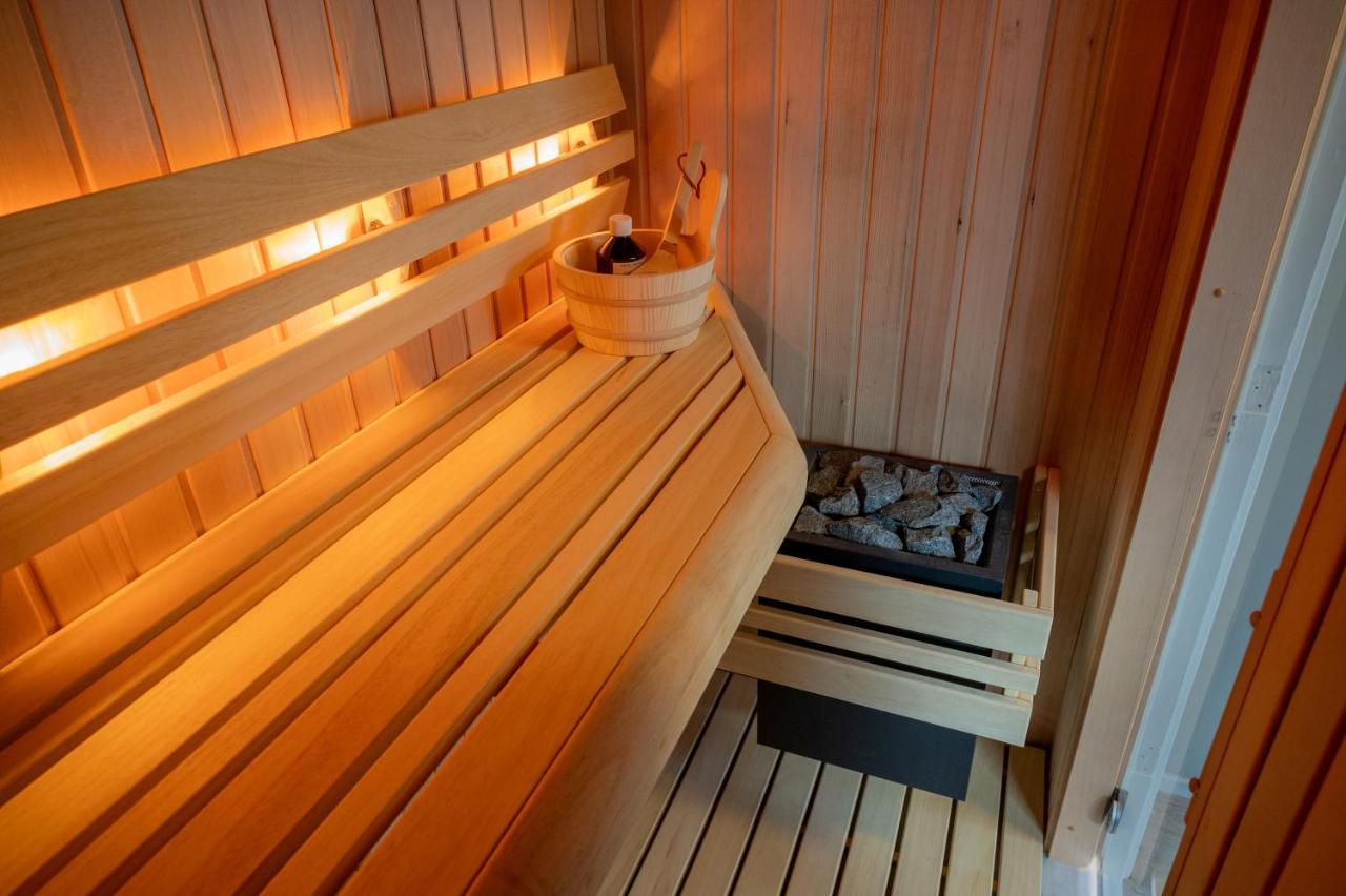 Villa House Makai - Family House With Finnish Sauna, 2 Bathrooms And Only Minutes From The